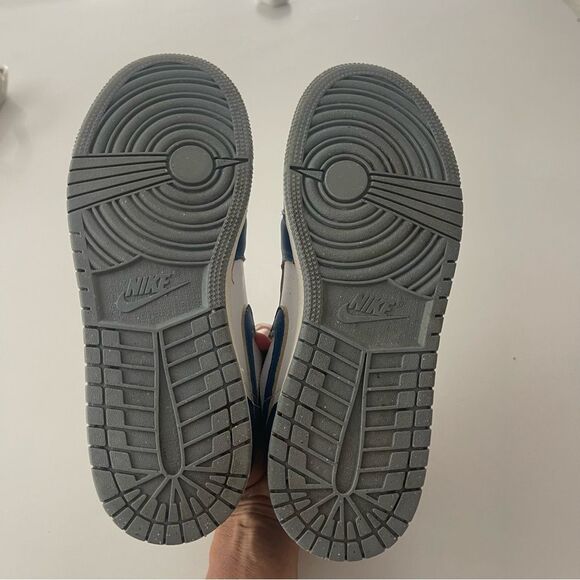 Nike KIDS AIR JORDAN 1 LOW SE 'INDUSTRIAL BLUE 6.5Y - Picture 13 of 16